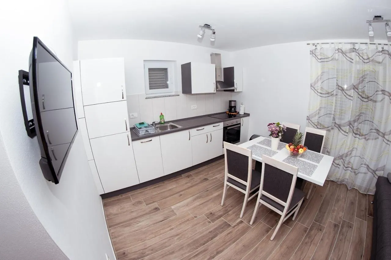 Apartmani Mijo, Biograd Na Moru 0*,  Chorvatsko