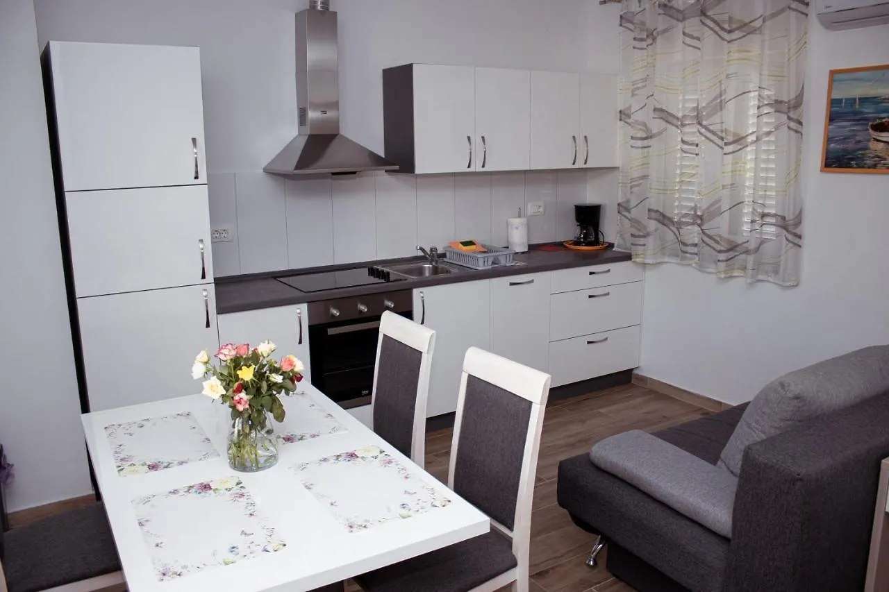 Apartmán Apartmani Mijo, Biograd Na Moru