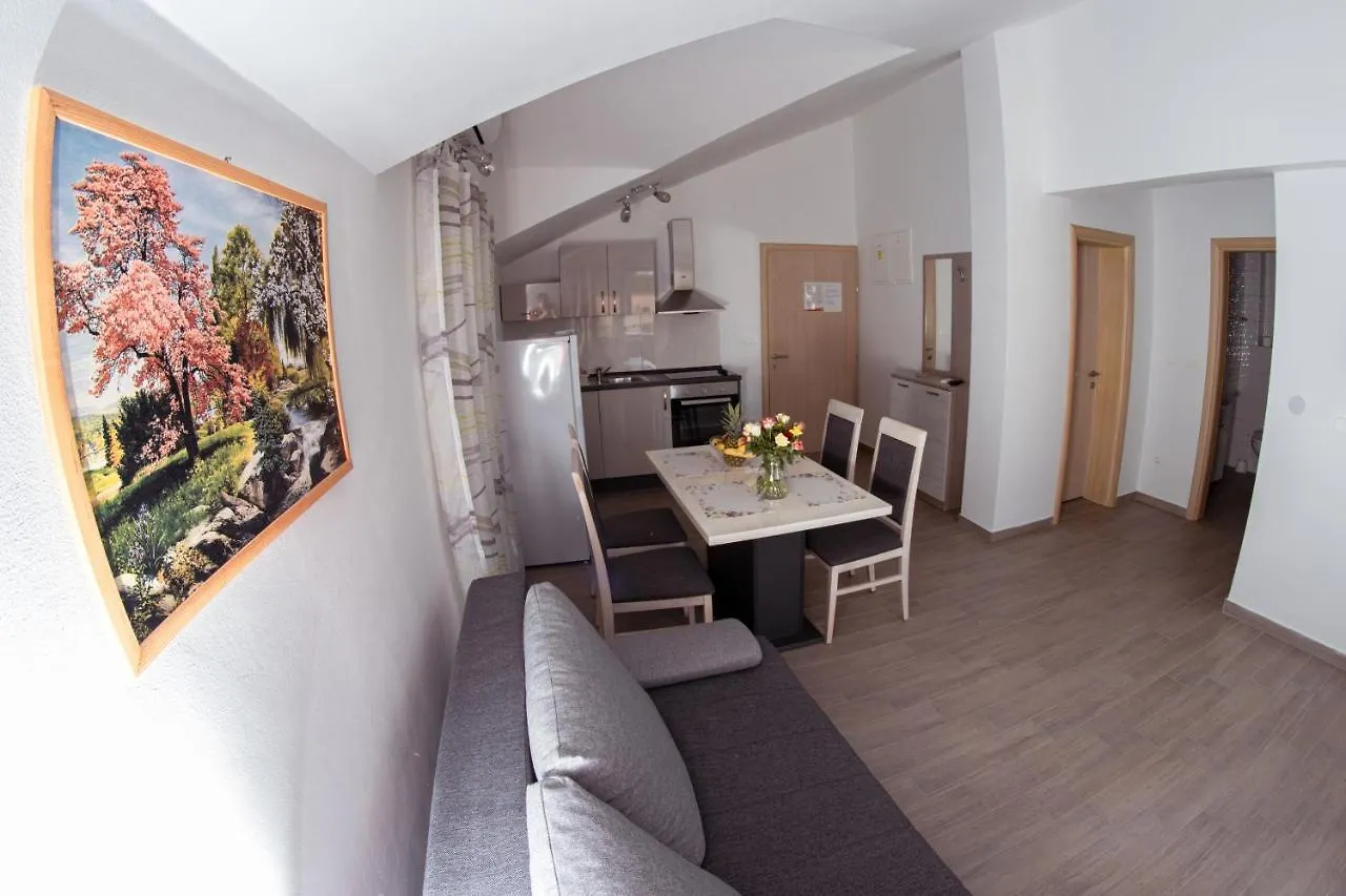 Apartamento Apartmani Mijo, Biograd Na Moru Croacia