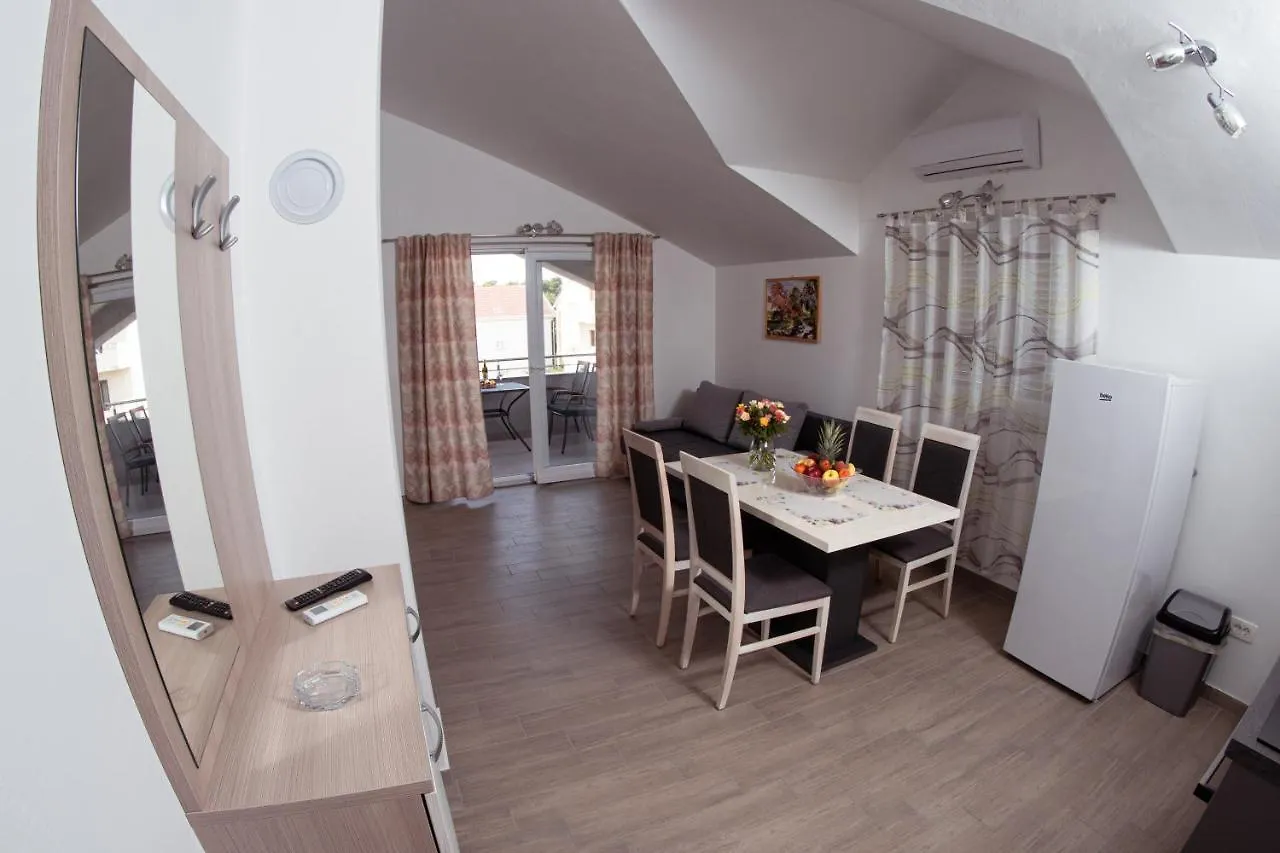 Apartmán Apartmani Mijo, Biograd Na Moru