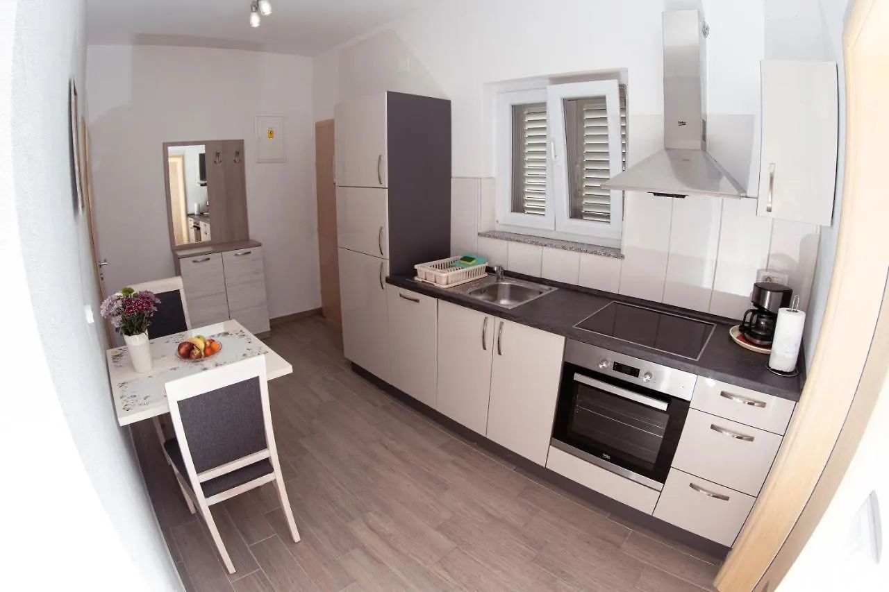 Apartmani Mijo, Biograd Na Moru Apartamento